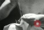 Immagine di American disoccupati operai New York City USA, 1932, secondo 48 filmato di repertorio 65675063353