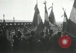 Immagine di Cerimonie presso il cenotafio Thiepval Francia, 1932, secondo 31 filmato di repertorio 65675063354