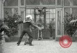 Immagine di Giovane eseguendo danze per la fotocamera Europa, 1913, secondo 45 filmato di repertorio 65675063369