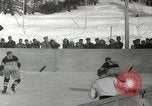 Immagine di Olimpiadi invernali hockey Canada, 1948, secondo 33 filmato di repertorio 65675063373