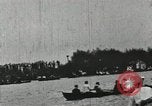 Standbild Harvard und Yale Besatzungen Rasse in ihrer jährlichen Rudern Wettbewerb in neuen New London Connecticut USA, 1900, aus Sekunde 60 historischem Filmmaterial Videoclip 65675063385