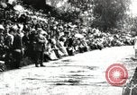 Standbild Amateur Läufer konkurrieren in Rennen in ein Stadion in den Vereinigten Staaten United States USA, 1900, aus Sekunde 1 historischem Filmmaterial Videoclip 65675063387