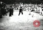Standbild Amateur Läufer konkurrieren in Rennen in ein Stadion in den Vereinigten Staaten United States USA, 1900, aus Sekunde 28 historischem Filmmaterial Videoclip 65675063387