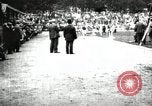 Standbild Amateur Läufer konkurrieren in Rennen in ein Stadion in den Vereinigten Staaten United States USA, 1900, aus Sekunde 34 historischem Filmmaterial Videoclip 65675063387
