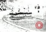 Standbild Amateur Läufer konkurrieren in steeplechase Rennen mit Hindernissen United States USA, 1900, aus Sekunde 11 historischem Filmmaterial Videoclip 65675063388