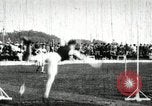 Standbild Athleten die sich in Länge und Höhe springen während US-Feld Ereignis United States USA, 1906, aus Sekunde 9 historischem Filmmaterial Videoclip 65675063390