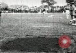 Standbild Athleten die sich in Länge und Höhe springen während US-Feld Ereignis United States USA, 1906, aus Sekunde 28 historischem Filmmaterial Videoclip 65675063390