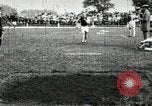 Standbild Athleten die sich in Länge und Höhe springen während US-Feld Ereignis United States USA, 1906, aus Sekunde 29 historischem Filmmaterial Videoclip 65675063390