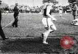 Standbild Athleten die sich in Länge und Höhe springen während US-Feld Ereignis United States USA, 1906, aus Sekunde 31 historischem Filmmaterial Videoclip 65675063390