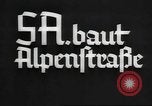 Standbild deutscher Offizier Deutschland bayerische Alpen, 1938, aus Sekunde 3 historischem Filmmaterial Videoclip 65675063408