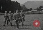 Standbild deutscher Offizier Deutschland bayerische Alpen, 1938, aus Sekunde 16 historischem Filmmaterial Videoclip 65675063408