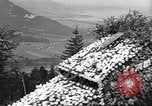 Standbild deutscher Offizier Deutschland bayerische Alpen, 1938, aus Sekunde 56 historischem Filmmaterial Videoclip 65675063408