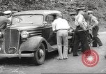 Image des policiers United States USA, 1940, de la seconde 25 séquences d'archives historiques vidéo 65675063411