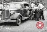 Image des policiers United States USA, 1940, de la seconde 34 séquences d'archives historiques vidéo 65675063411