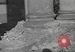 Image Dégâts causés par le feu au palais de Liria Madrid Espagne, 1936, de la seconde 32 séquences d'archives historiques vidéo 65675063412