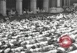 Immagine di Processione con decorate elephant Di Bombay in India, 1932, secondo 42 filmato di repertorio 65675063442