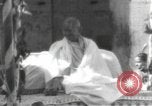 Standbild Mahatma Gandhi Indien, 1933, aus Sekunde 23 historischem Filmmaterial Videoclip 65675063443