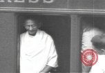 Standbild Mahatma Gandhi Indien, 1933, aus Sekunde 39 historischem Filmmaterial Videoclip 65675063443