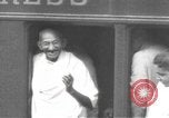 Standbild Mahatma Gandhi Indien, 1933, aus Sekunde 47 historischem Filmmaterial Videoclip 65675063443