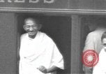 Standbild Mahatma Gandhi Indien, 1933, aus Sekunde 48 historischem Filmmaterial Videoclip 65675063443