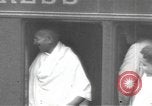 Standbild Mahatma Gandhi Indien, 1933, aus Sekunde 56 historischem Filmmaterial Videoclip 65675063443
