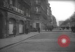 Standbild White Russian Viertel in Paris Paris Frankreich, 1937, aus Sekunde 12 historischem Filmmaterial Videoclip 65675063448