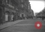 Standbild White Russian Viertel in Paris Paris Frankreich, 1937, aus Sekunde 14 historischem Filmmaterial Videoclip 65675063448