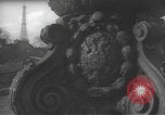 Standbild White Russian Viertel in Paris Paris Frankreich, 1937, aus Sekunde 30 historischem Filmmaterial Videoclip 65675063448