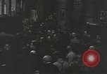 Image Leon Trotsky cercueil ouvert l'affichage Mexico Mexique, 1940, de la seconde 23 séquences d'archives historiques vidéo 65675063473