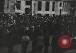 Image Leon Trotsky cercueil ouvert l'affichage Mexico Mexique, 1940, de la seconde 27 séquences d'archives historiques vidéo 65675063473
