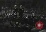 Image Leon Trotsky cercueil ouvert l'affichage Mexico Mexique, 1940, de la seconde 54 séquences d'archives historiques vidéo 65675063473