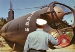 Immagine di Scene di strada con edifici traffico e Aloha Tower a distanza Honolulu Hawaii USA, 1942, secondo 35 filmato di repertorio 65675063478