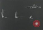 Standbild USA airmen Pacific Theater, 1943, aus Sekunde 48 historischem Filmmaterial Videoclip 65675063489