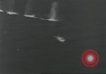 Standbild USA airmen Pacific Theater, 1943, aus Sekunde 50 historischem Filmmaterial Videoclip 65675063489