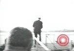 Standbild Die USS Nautilus SSN-571 Inbetriebnahme Groton Connecticut United States USA, 1954, aus Sekunde 10 historischem Filmmaterial Videoclip 65675063493