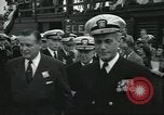 Standbild Die USS Nautilus SSN-571 Inbetriebnahme Groton Connecticut United States USA, 1954, aus Sekunde 18 historischem Filmmaterial Videoclip 65675063493