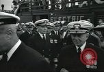 Standbild Die USS Nautilus SSN-571 Inbetriebnahme Groton Connecticut United States USA, 1954, aus Sekunde 20 historischem Filmmaterial Videoclip 65675063493