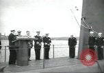 Standbild Die USS Nautilus SSN-571 Inbetriebnahme Groton Connecticut United States USA, 1954, aus Sekunde 26 historischem Filmmaterial Videoclip 65675063493