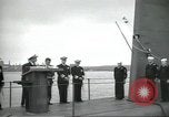 Standbild Die USS Nautilus SSN-571 Inbetriebnahme Groton Connecticut United States USA, 1954, aus Sekunde 30 historischem Filmmaterial Videoclip 65675063493
