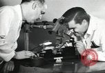 Standbild Techniker United States USA, 1954, aus Sekunde 36 historischem Filmmaterial Videoclip 65675063494