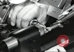 Standbild Techniker United States USA, 1954, aus Sekunde 38 historischem Filmmaterial Videoclip 65675063494