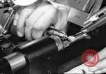 Standbild Techniker United States USA, 1954, aus Sekunde 47 historischem Filmmaterial Videoclip 65675063494