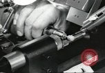 Standbild Techniker United States USA, 1954, aus Sekunde 50 historischem Filmmaterial Videoclip 65675063494