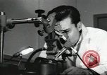 Standbild Techniker United States USA, 1954, aus Sekunde 51 historischem Filmmaterial Videoclip 65675063494