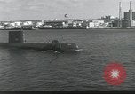 Standbild USS Nautilus Connecticut USA, 1954, aus Sekunde 3 historischem Filmmaterial Videoclip 65675063495