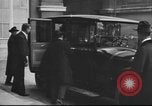Immagine di Dignitari Parigi Francia, 1919, secondo 7 filmato di repertorio 65675063511