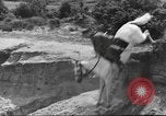 Standbild britische Kavallerie UK, 1936, aus Sekunde 25 historischem Filmmaterial Videoclip 65675063517
