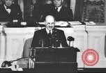 Standbild Clement Richard Attlee Washington DC USA, 1945, aus Sekunde 59 historischem Filmmaterial Videoclip 65675063526
