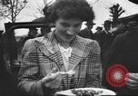 Standbild Thomas Eugene Atkins Kriegsheld Campobello South Carolina USA, 1945, aus Sekunde 51 historischem Filmmaterial Videoclip 65675063527