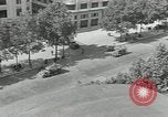 Immagine di Civili francese Parigi Francia, 1943, secondo 8 filmato di repertorio 65675063538